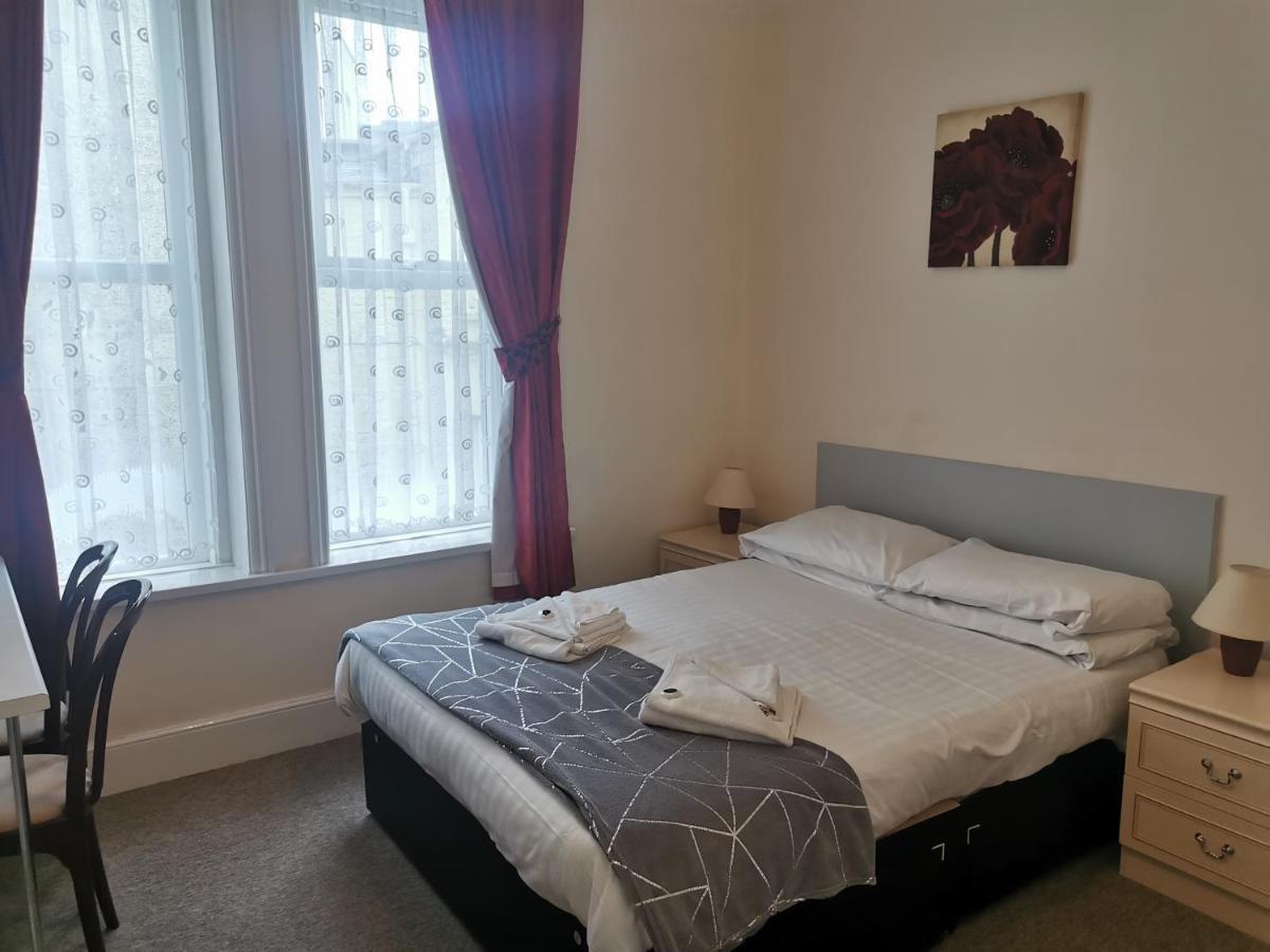 Royal Pier Hotel Sandown Bagian luar foto