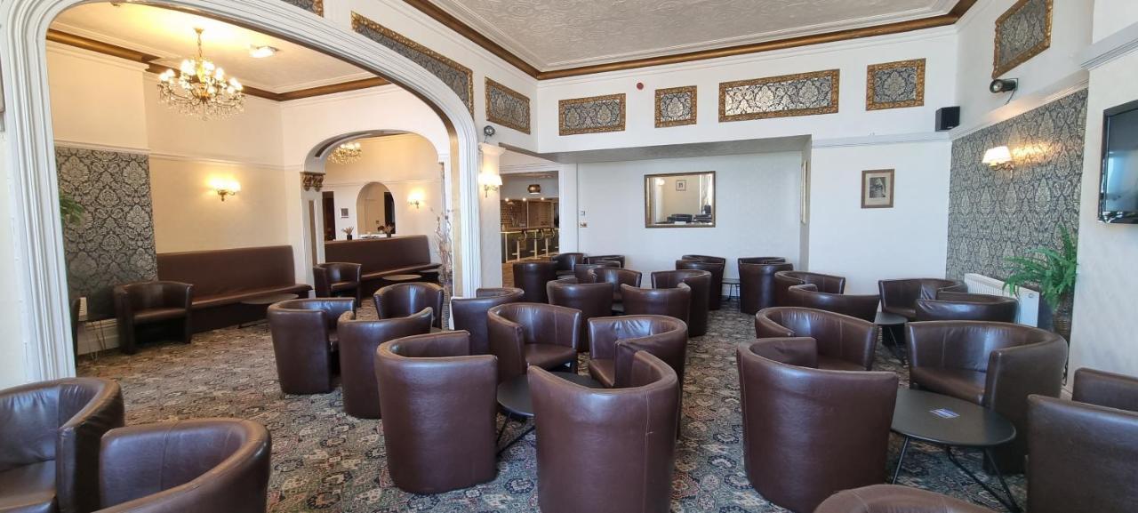 Royal Pier Hotel Sandown Bagian luar foto
