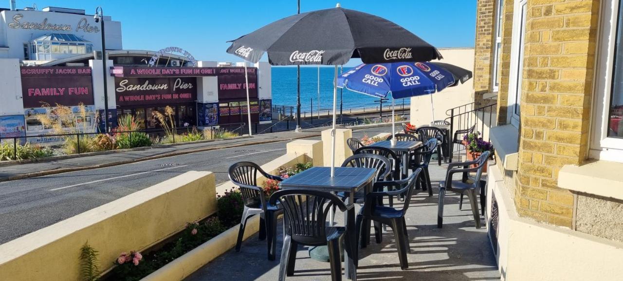 Royal Pier Hotel Sandown Bagian luar foto