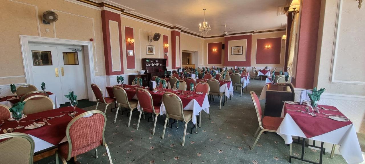 Royal Pier Hotel Sandown Bagian luar foto