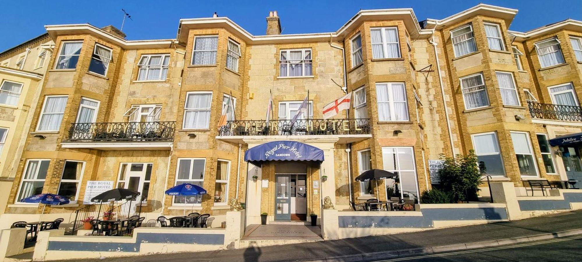 Royal Pier Hotel Sandown Bagian luar foto