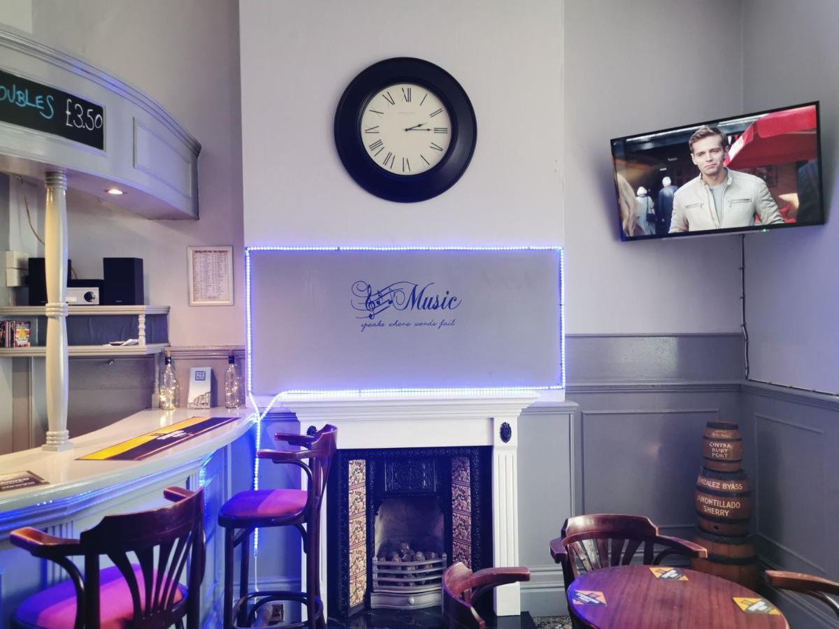 Royal Pier Hotel Sandown Bagian luar foto