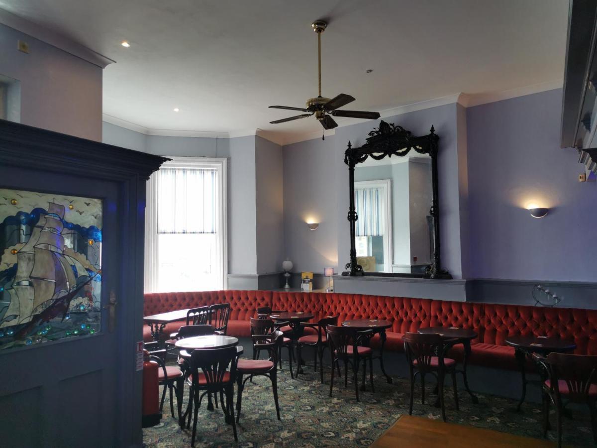 Royal Pier Hotel Sandown Bagian luar foto